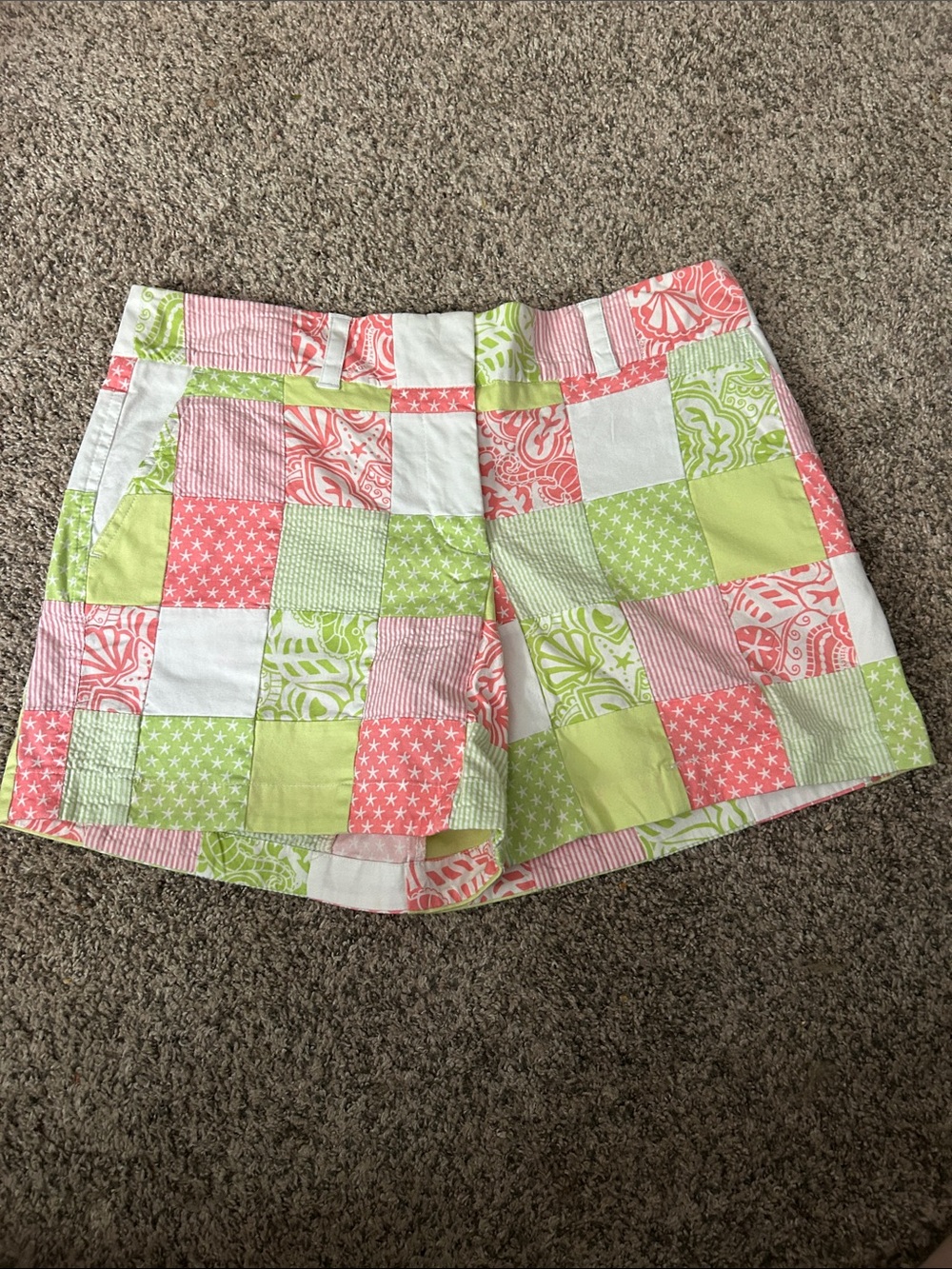 Vineyard Vines Pink, Lime & White Patchwork Women’s Shorts, Size 6